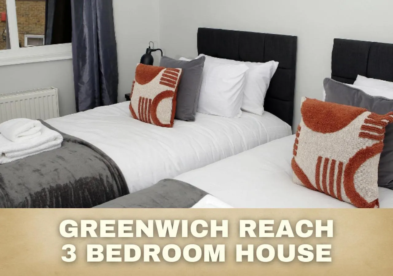 3-Bed House With Parking Near London O2 Appartement