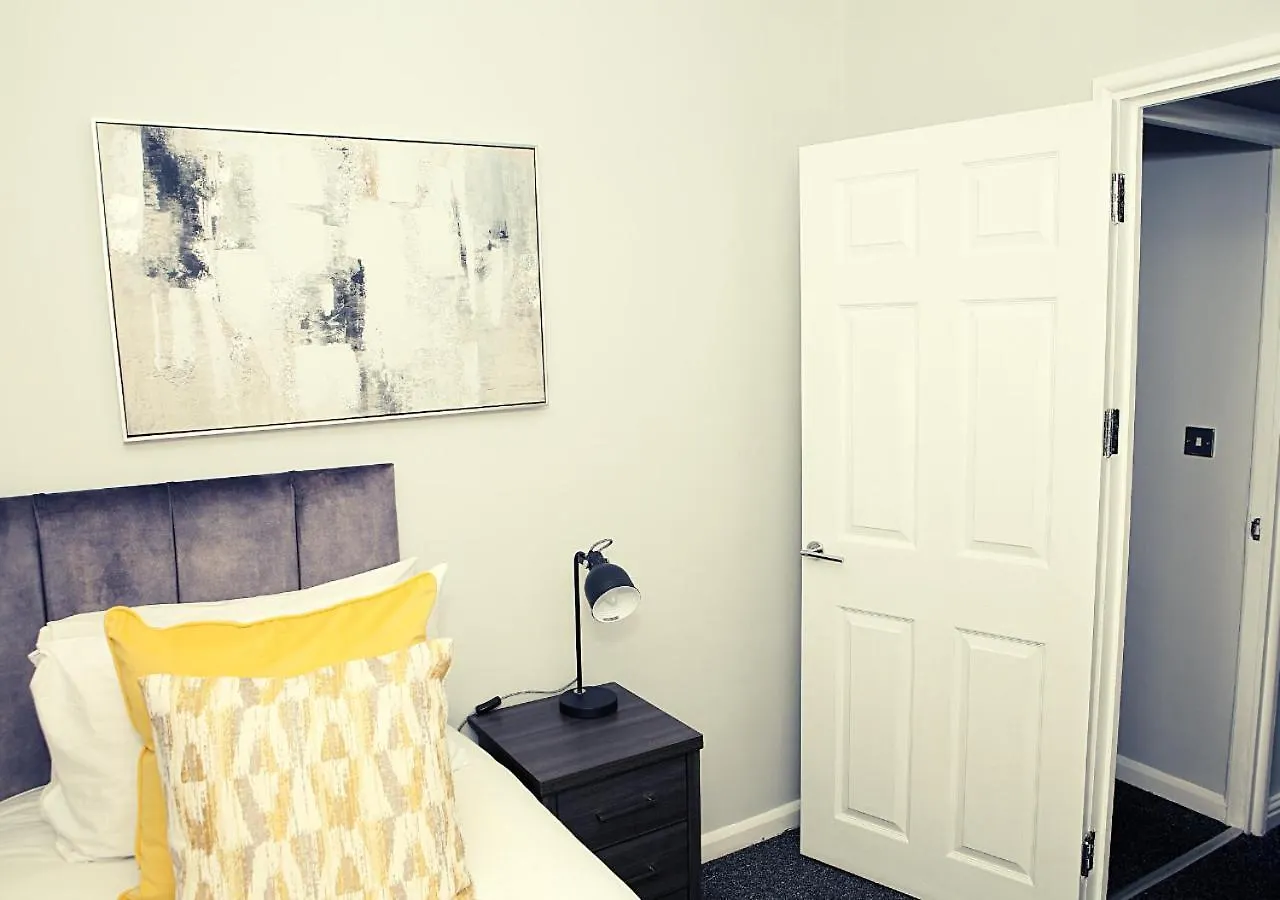3-Bed House With Parking Near London O2 Apartment 0*,